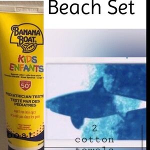 🟦SALE 5️⃣0️⃣% off🟦 
Set 2 Beach towels cotton 1 sunscreen NWT -